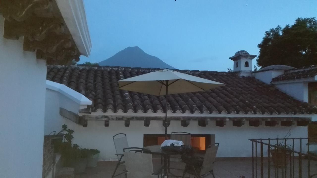 La Casa De La Alameda Bed & Breakfast Antigua Dış mekan fotoğraf
