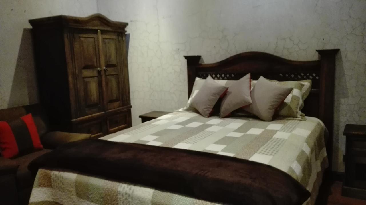 La Casa De La Alameda Bed & Breakfast Antigua Dış mekan fotoğraf