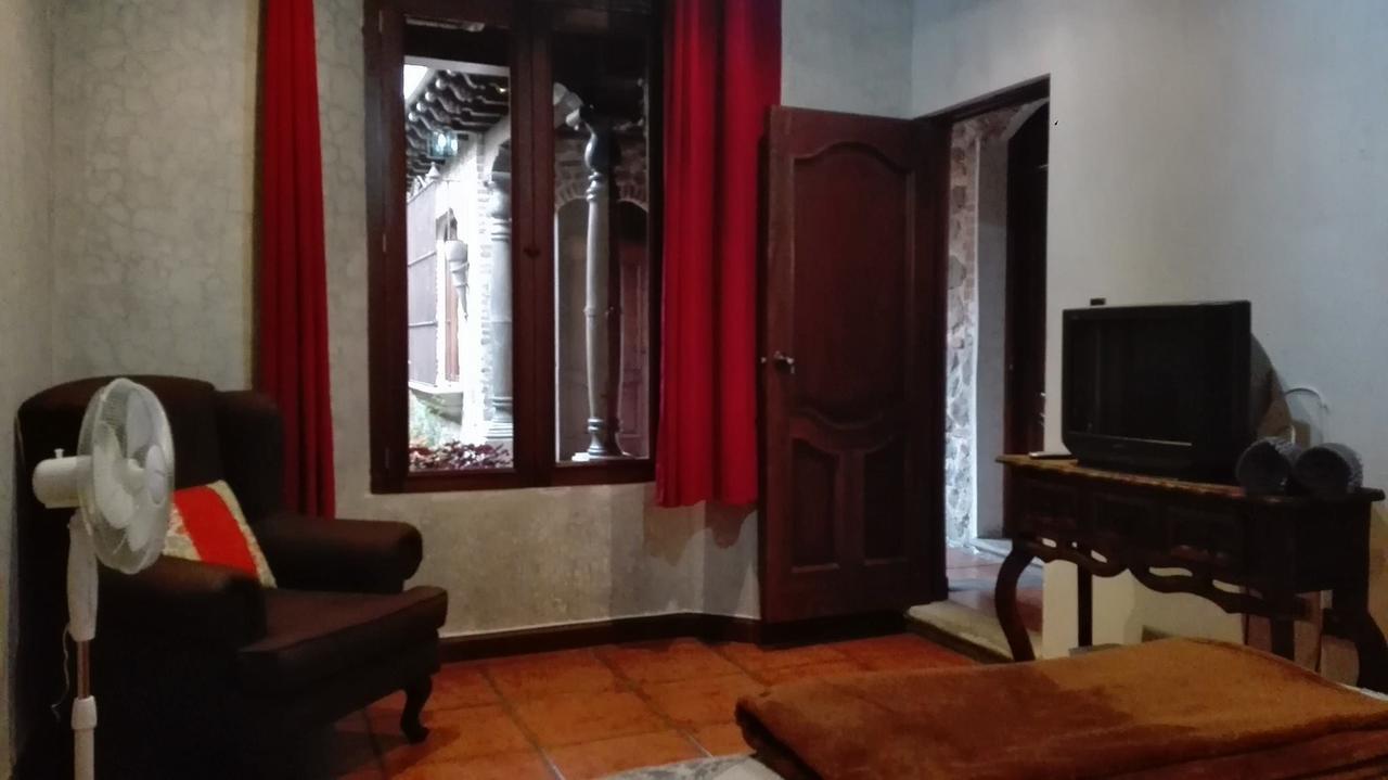 La Casa De La Alameda Bed & Breakfast Antigua Dış mekan fotoğraf