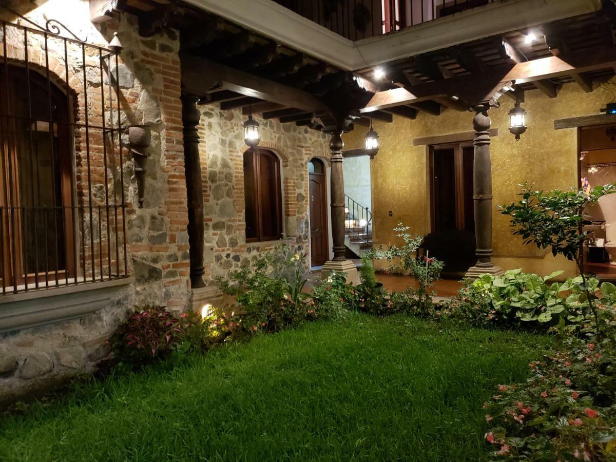 La Casa De La Alameda Bed & Breakfast Antigua Dış mekan fotoğraf