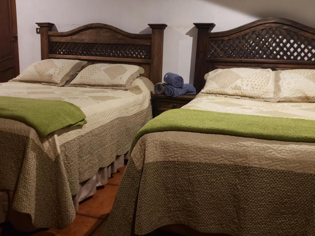 La Casa De La Alameda Bed & Breakfast Antigua Dış mekan fotoğraf